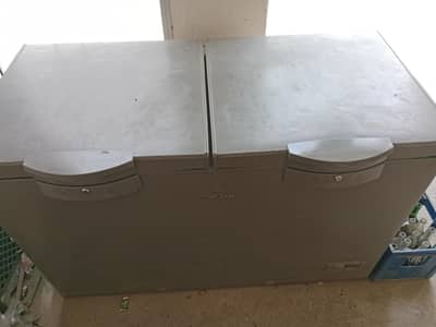 urgent sale dawlance Double door deep freezer strong cooling