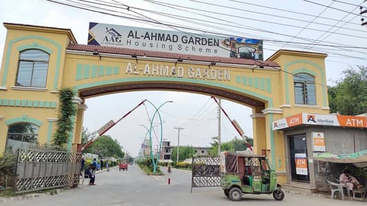 10 Marla Hot Location Plot For Sale