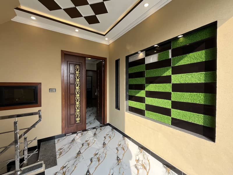 5 Double Heighted 13