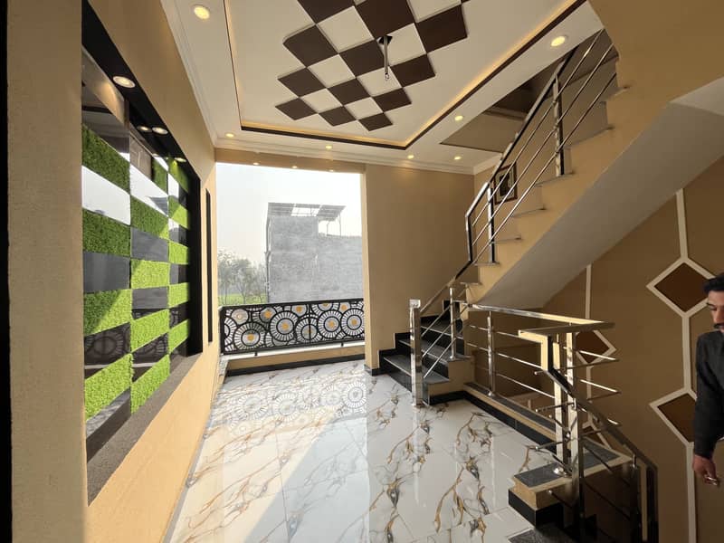 5 Double Heighted 14