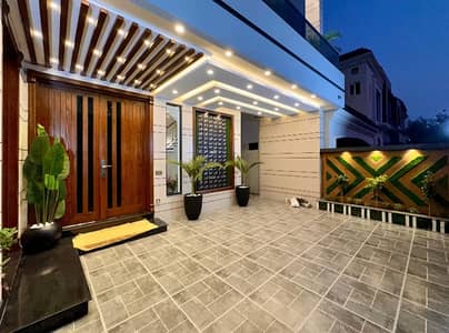 12 Marla House Available For Rent Gulmohar Block Gas Available Bahria Town Lahore