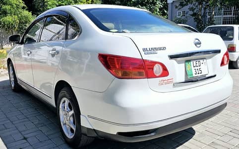 Nissan Bluebird Sylphy 2011