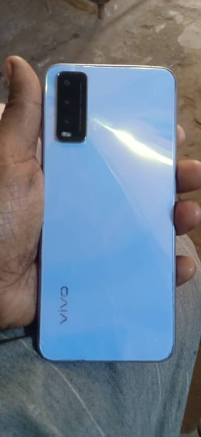 vivo y20. pta approve. 4/64. pannel change he AUR front cam minor blur