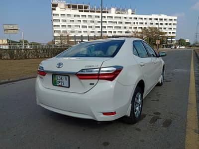 Toyota Corolla Gli Automatic 1.3 2018 ( 24k milage)