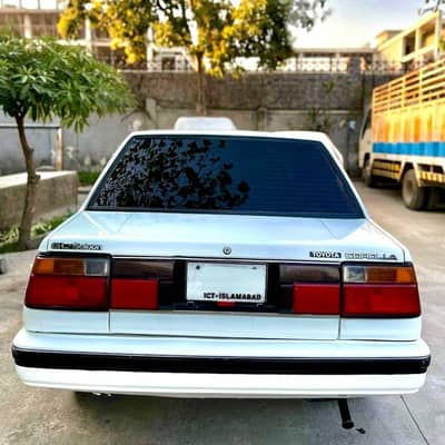 Toyota Corolla 86