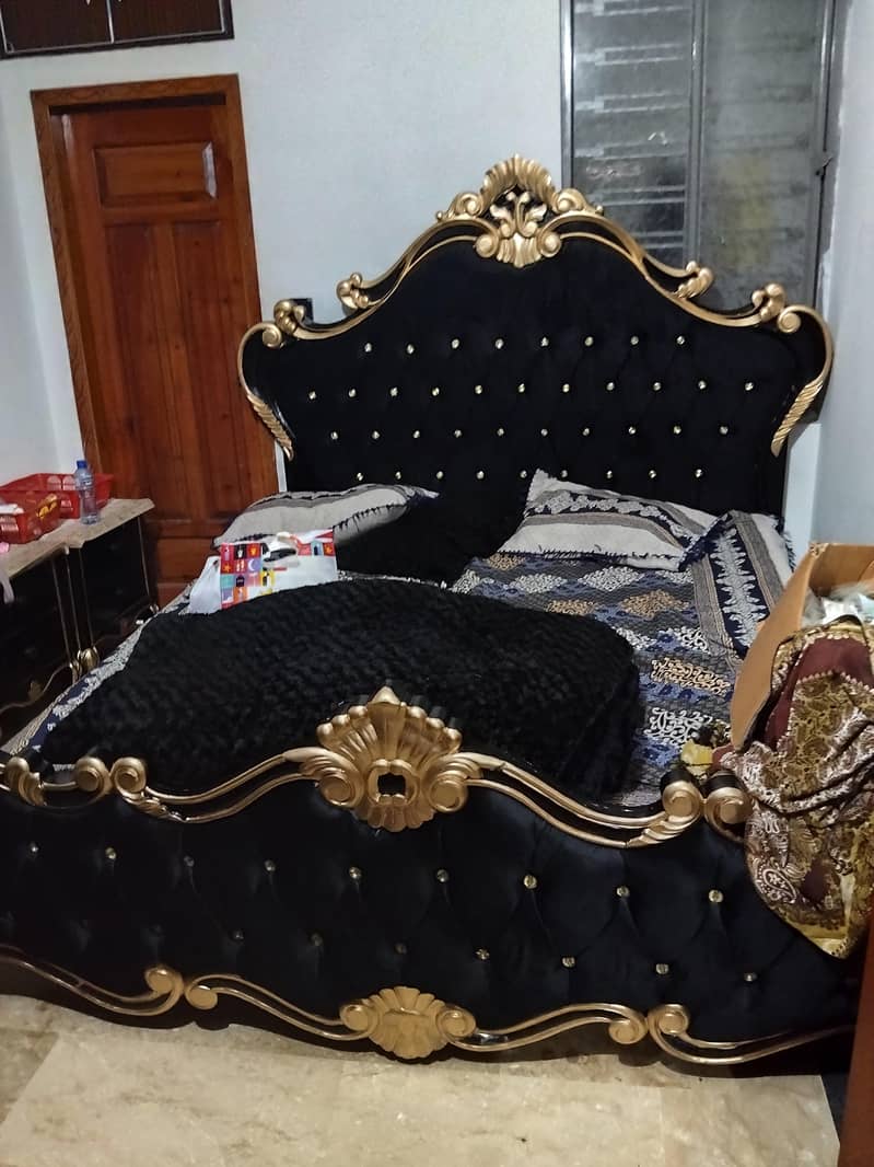 complete bed set 0