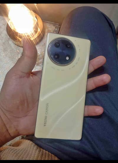 Tecno camon 30s