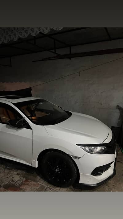 Honda civic 2018 model orial