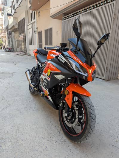 Kawasaki Ninja ZX - 3 R