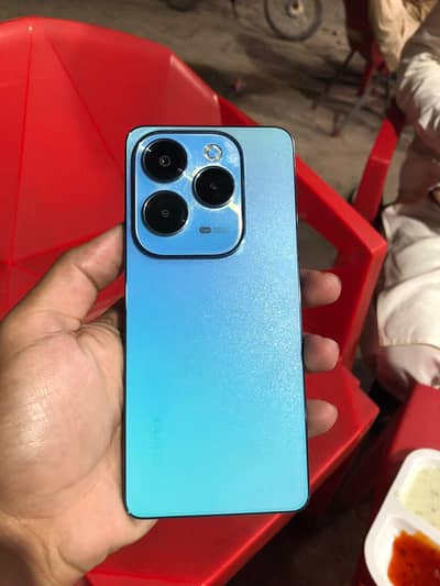 Infinix hot40, 10/10  condition  all ok contact serious buyer.