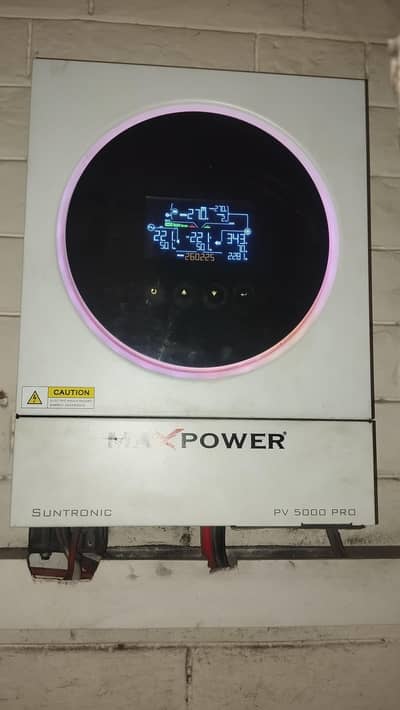 4KW Hybrid Solar inverter with dual out put