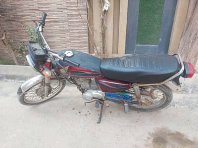 Honda | CG 125 | Model 2015 | *03011325741* | Good Condition | 10/10 |