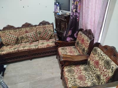 5 seater wooden for sale