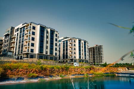 Studio Apartment in Eighteen available for sale