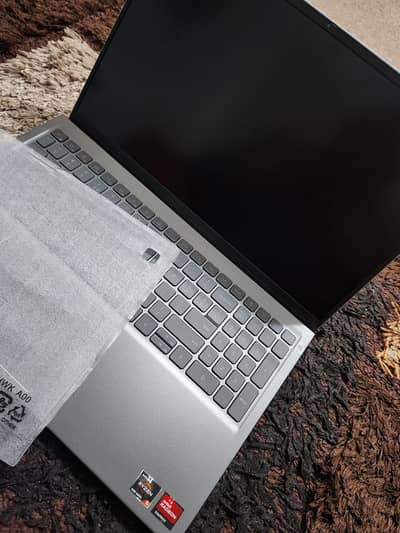 Dell Inspiron 5515 – Brand New | Ryzen 5 | 8GB | 256GB HDD