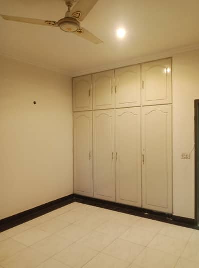 10 Marla Upper Portion 2 Bed 2 Bath Tv Lounge Kitchen Airport Road (0335-5779339)