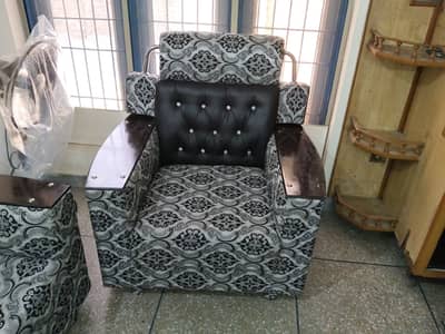 Premium quality 6 seater sofa set not used