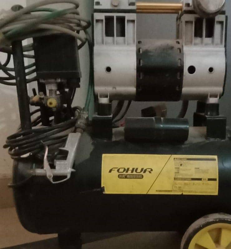 Data cable molding machine 2