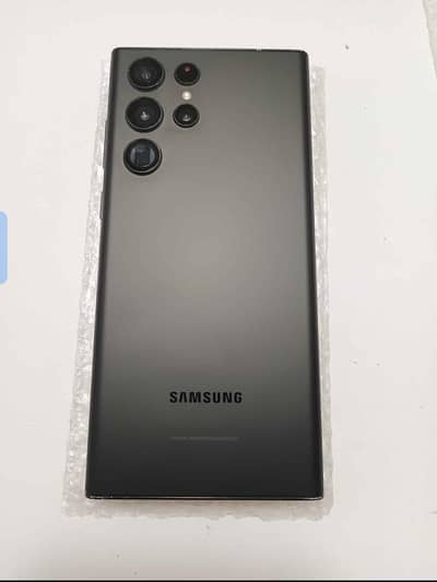 Samsung Galaxy s22 ultra non pta 8/128 dotid Rs 75000