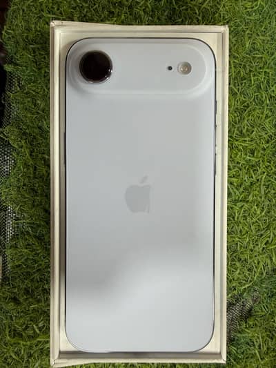 iPhone 17air full box 100bh 4cycle count