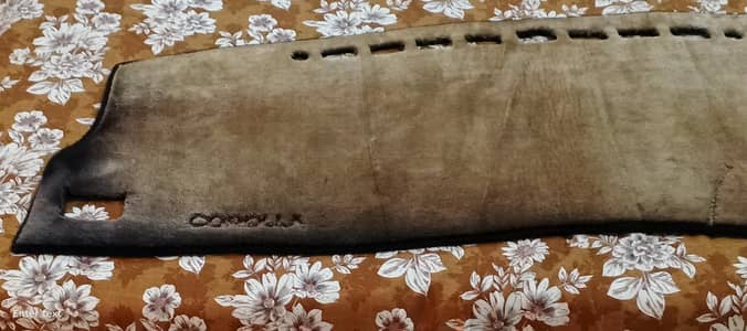 TOYOTA COROLLA DASH BOARD MATE