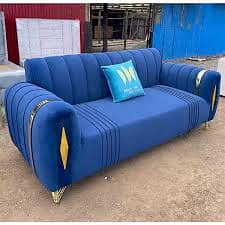 WOOD WORK//CENTRE TABLE