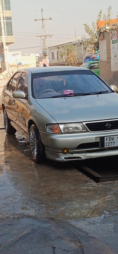 Nissan sunny 1999