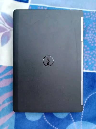 Dell laptop heavy softwares Best for video editng Grafic designig