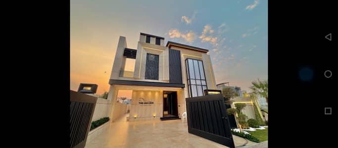 NO TO   FAKE ADDS - ULTRA MODERN HOUSE ( BEST OF BAHRIA TOWN )