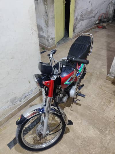Honda CD 70 2018 model Like new condition