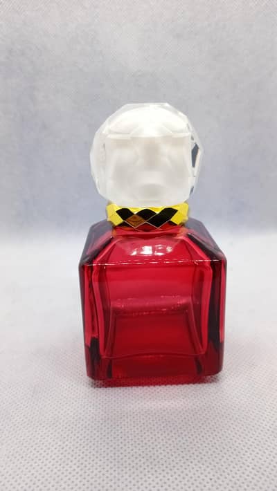 Premium Glass Perfume Bottle – Elegant Design