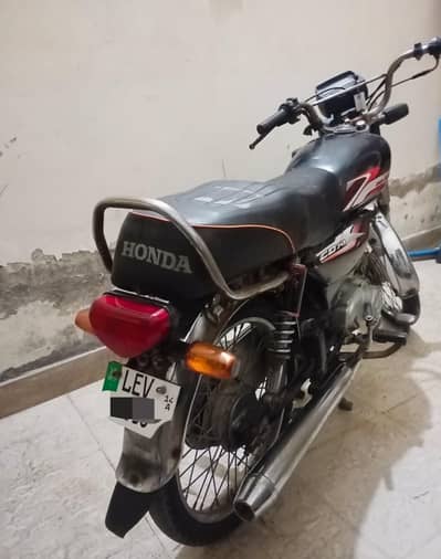 Road prince 70cc only call : 03114490856