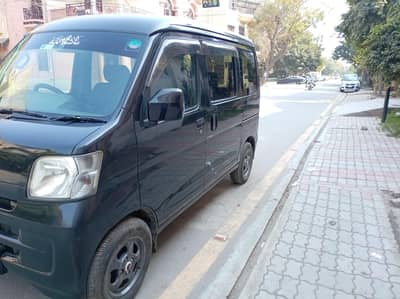 Family Used Hijet van