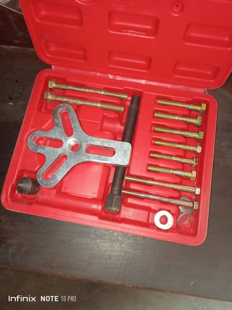 Harmonic Balancer Puller Kit 1