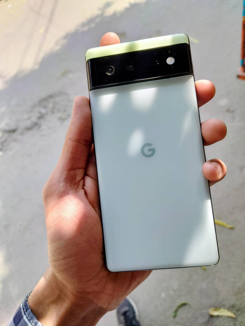 Google Pixel 6 0