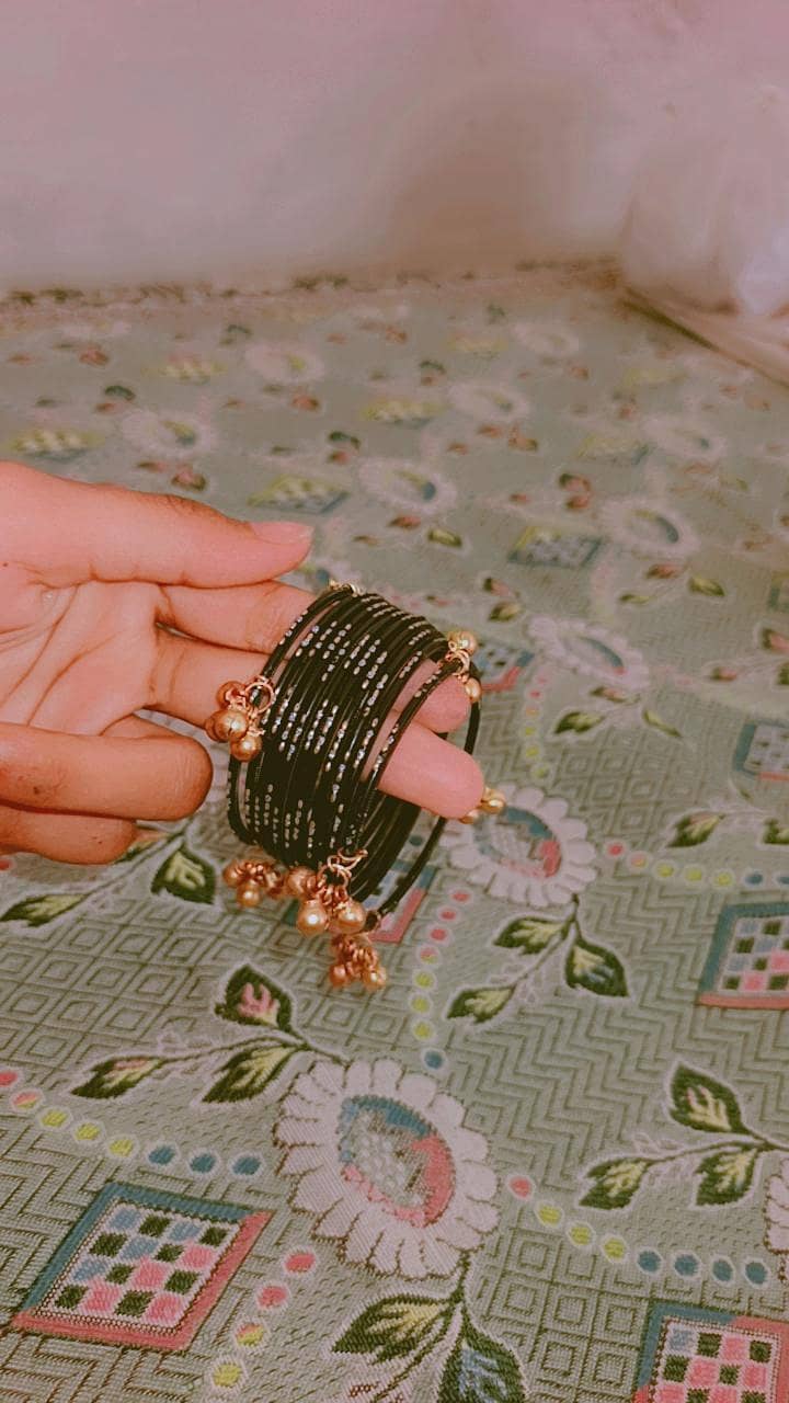 Kashmiri bangles 0
