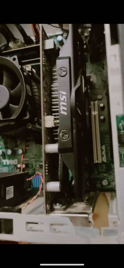 Dell Precision T1700 (i 7.4th gen)