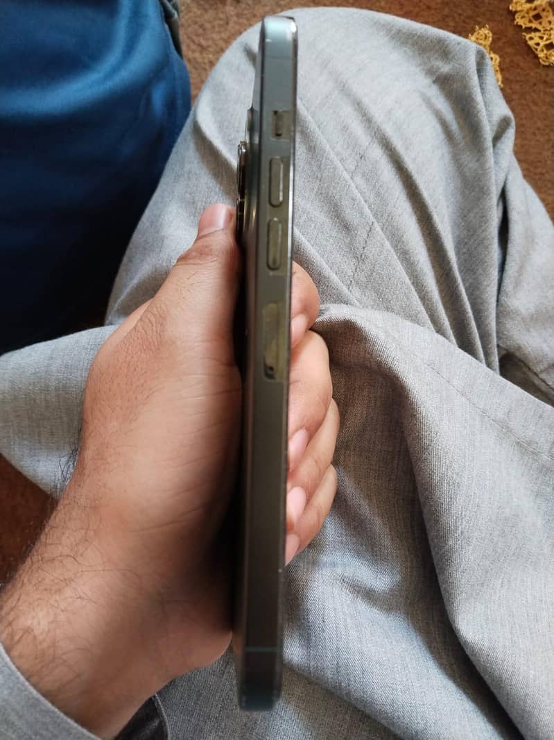 iPhone 13 Pro Max JV 128GB | 2 Months eSIM | Minor Glass Crack 2