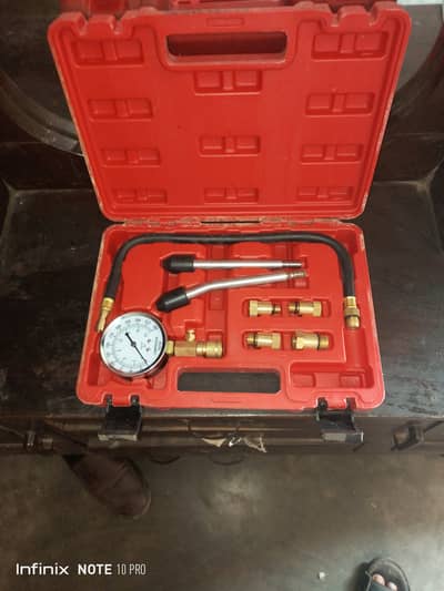 Engine Compression Tester Kit)