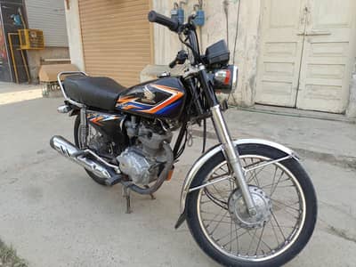 honda 125 2018 modal copy latr sab ok hai