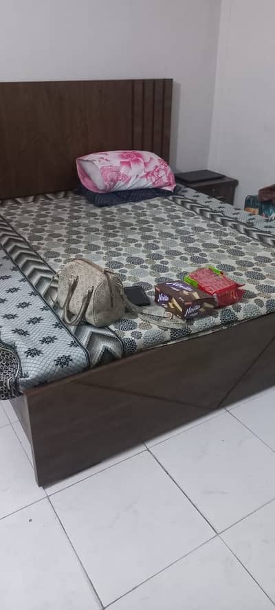 King Size Bed + Mattres + Side Table + Dresing Table + Lighting Miror