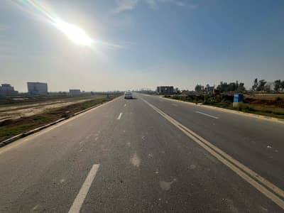 BUILDER LOCATION 75-FT WIDE ROAD PLOT NO 1390 FOR SALE IN C BLOCK JINNAH SECTOR LDA CITY LAHORE.