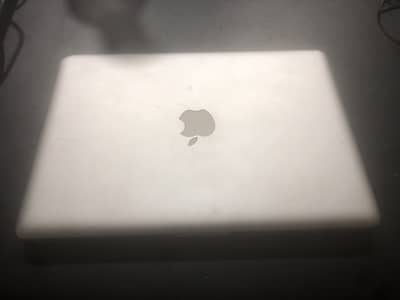 MacBook Pro 2009 windows installed