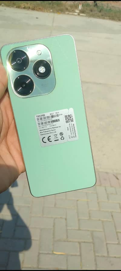 Tecno spark 20C 4/128 with box lush condition