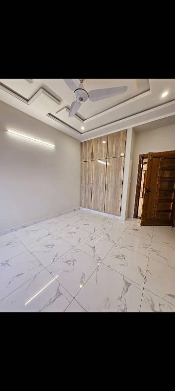 1 Kanal Like A Brand New Luxury House Prime Location For Rent In G-13