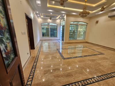 UPPER PORTION FOR RENT IN F-6