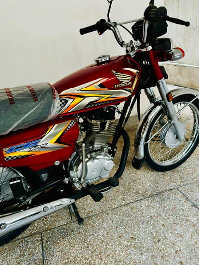 Honda CG 125 1500 KM Bike Only Call For Bike 0325 - 6181733