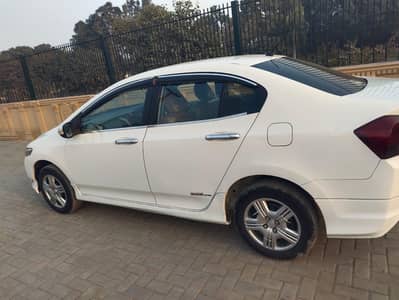 Honda City Ivtec in mint condition