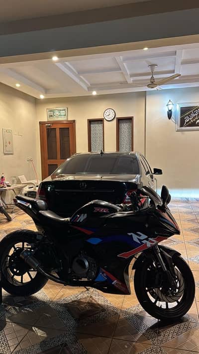 BMW S1000RR 2022