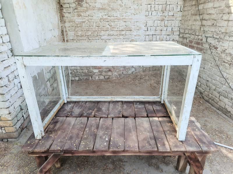 Full size Glass Counter for restaurant 2